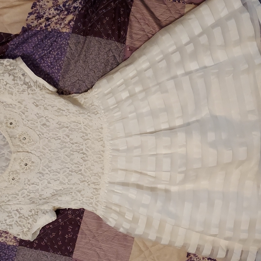 Dress - Picture 5 of 6